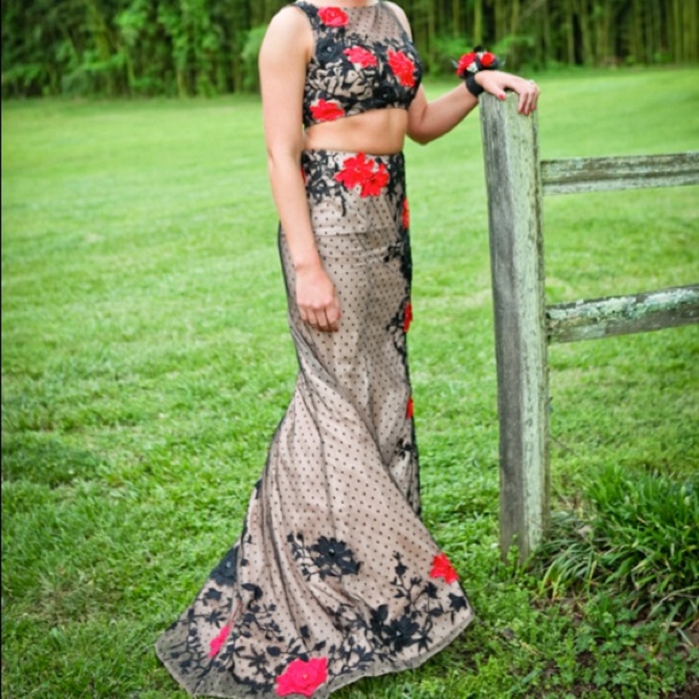 Sherri Hill Prom Dress Size 4